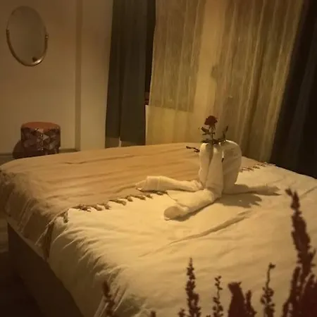 بيت للعطل Deniz Manzarali Mustakil Ev Aybalik *
