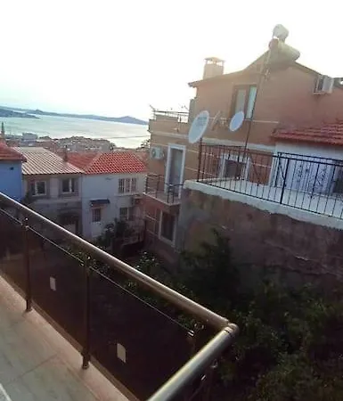 بيت للعطل Deniz Manzarali Mustakil Ev Aybalik