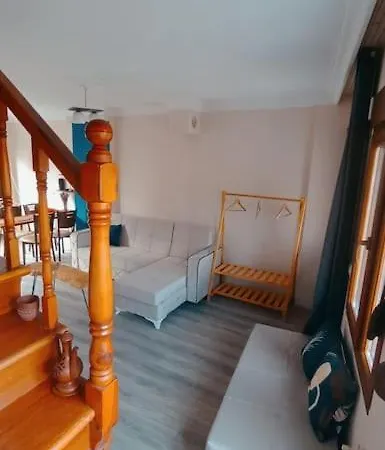 Deniz Manzarali Mustakil Ev Aybalik بيت للعطل *